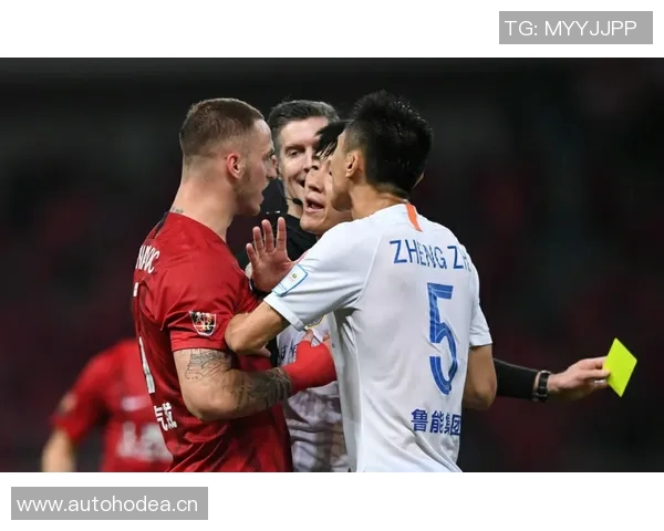 黄健翔解读鲁能与北京的激烈对决背后的战术博弈与球员表现